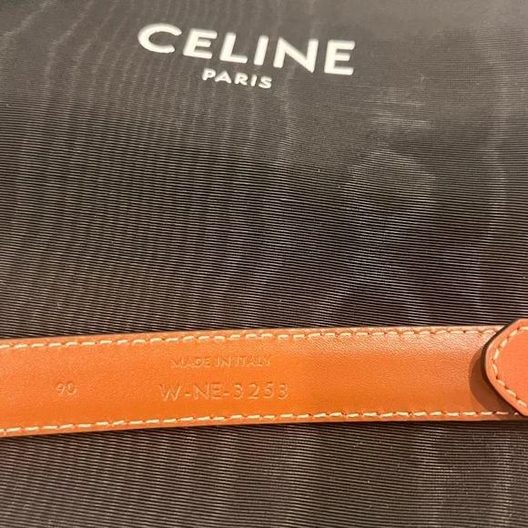 CELINE Tan Leather Slim Belt with Gold Triomphe Buckle, size 90 - Picture 3 of 8
